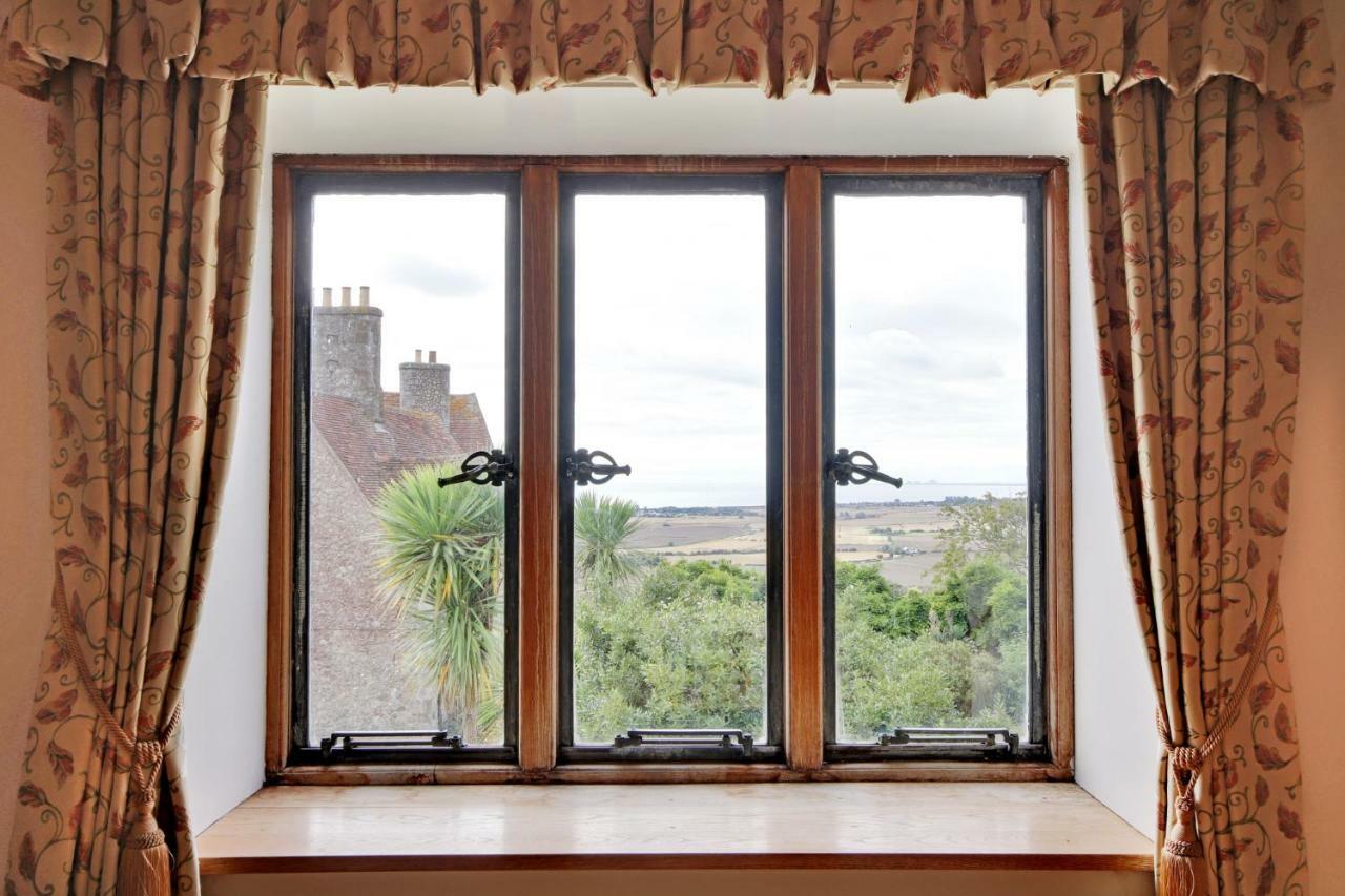 Lympne Castle Cottages Hythe  Esterno foto